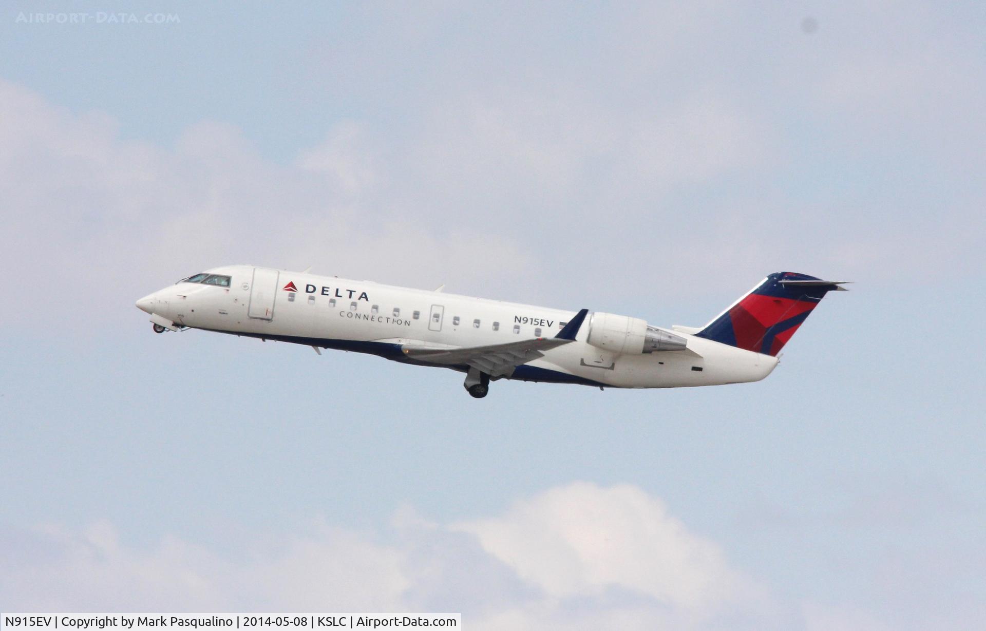 N915EV, 2003 Bombardier CRJ-200ER (CL-600-2B19) C/N 7754, CL-600-2B19
