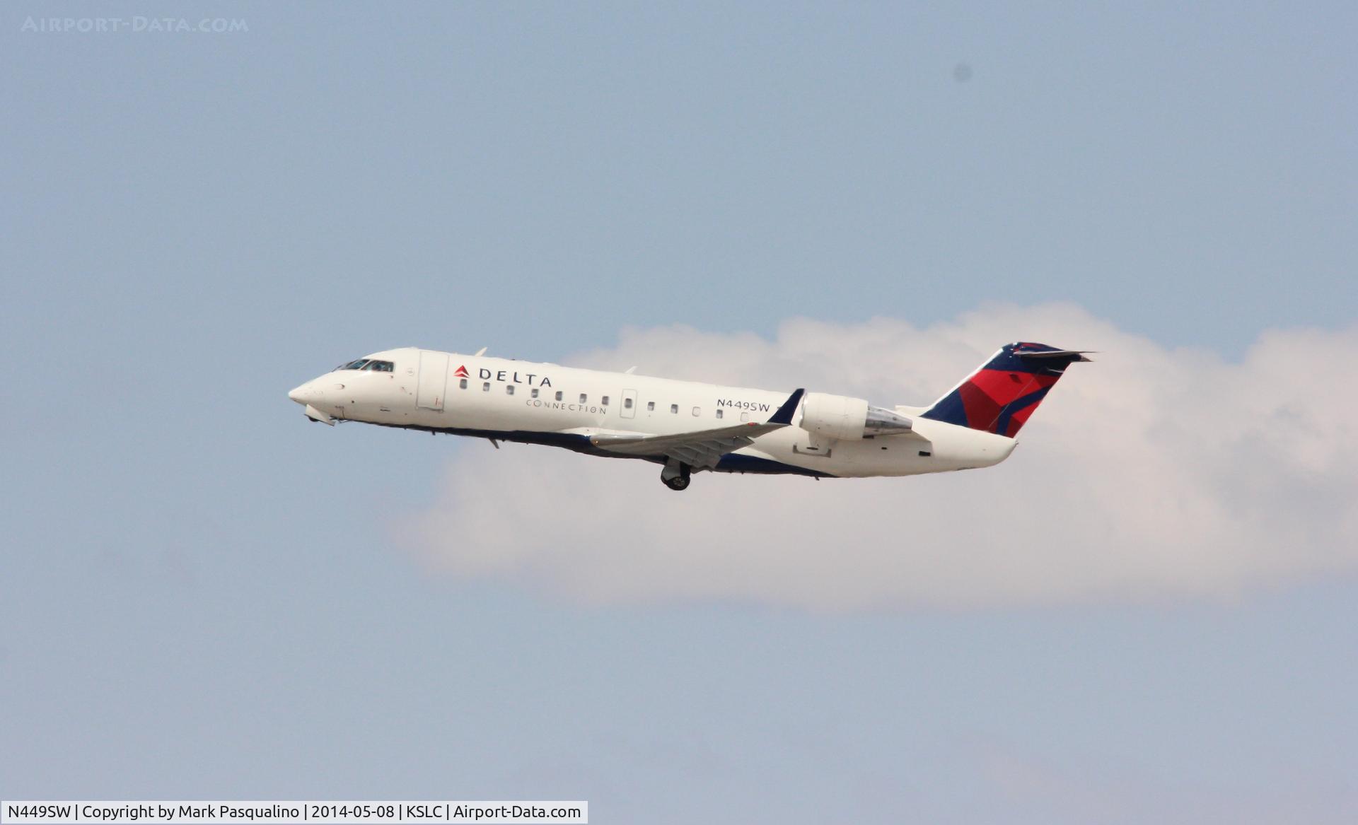 N449SW, 2002 Bombardier CRJ-200LR (CL-600-2B19) C/N 7699, CL-600-2B19