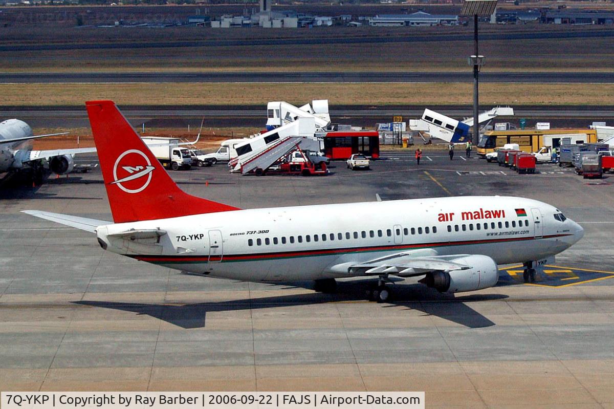 7Q-YKP, 1991 Boeing 737-33A C/N 25056, Boeing 737-33A [25056] (Air Malawi) Johannesburg Int~ZS 22/09/2006
