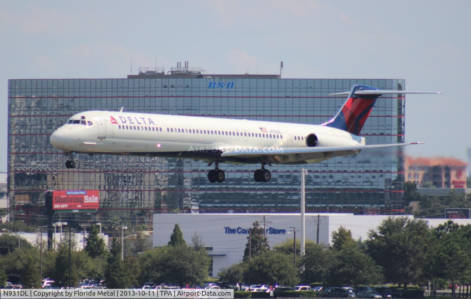 N931DL, 1988 McDonnell Douglas MD-88 C/N 49718, Delta MD-88