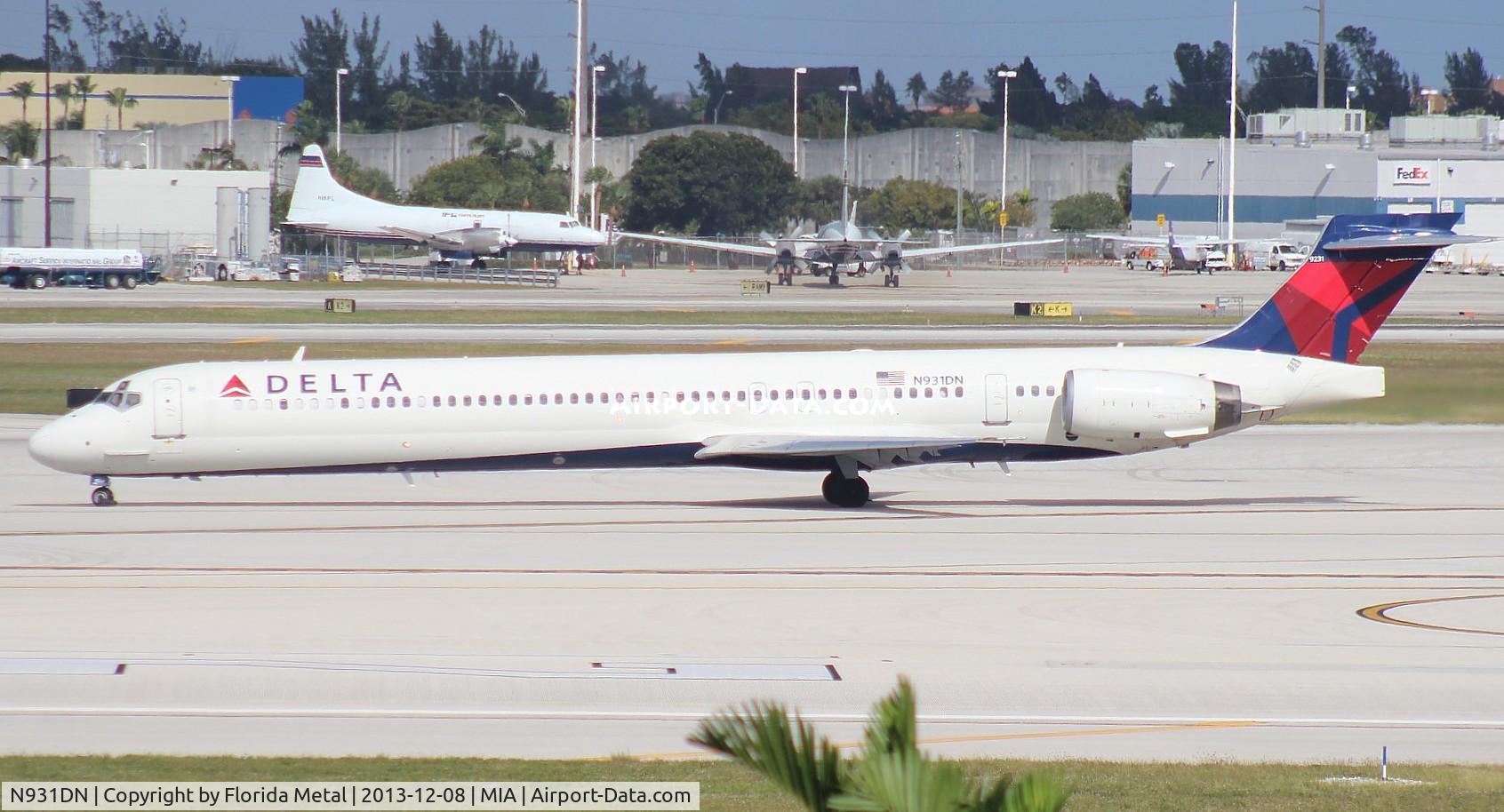 N931DN, 1997 McDonnell Douglas MD-90-30 C/N 53544, Delta MD-90