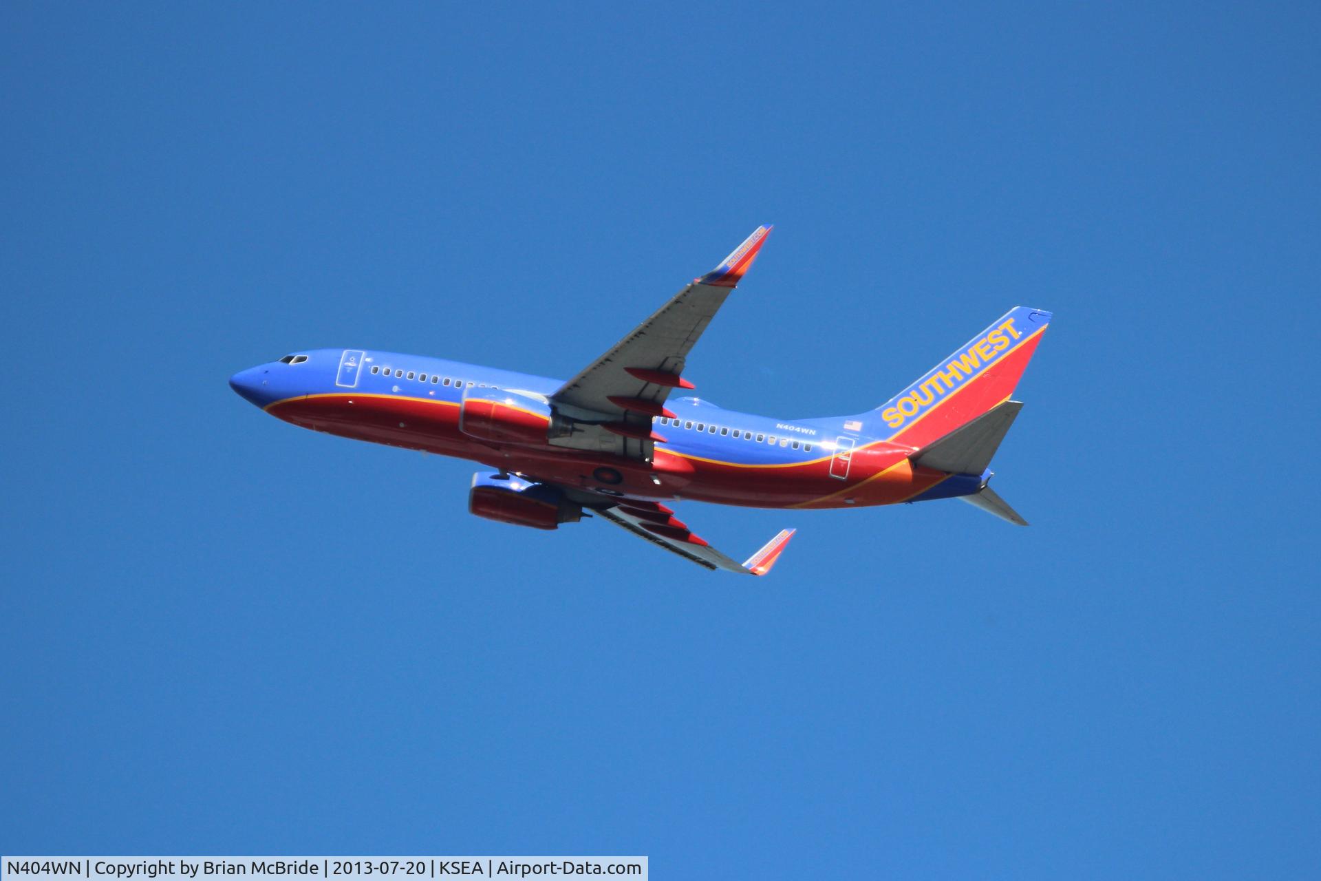 N404WN, 2001 Boeing 737-7H4 C/N 27892, Southwest Airlines. 737-7H4. N404WN cn 27892 880. Seattle Tacoma - International (SEA KSEA). Image © Brian McBride. 20 July 2013