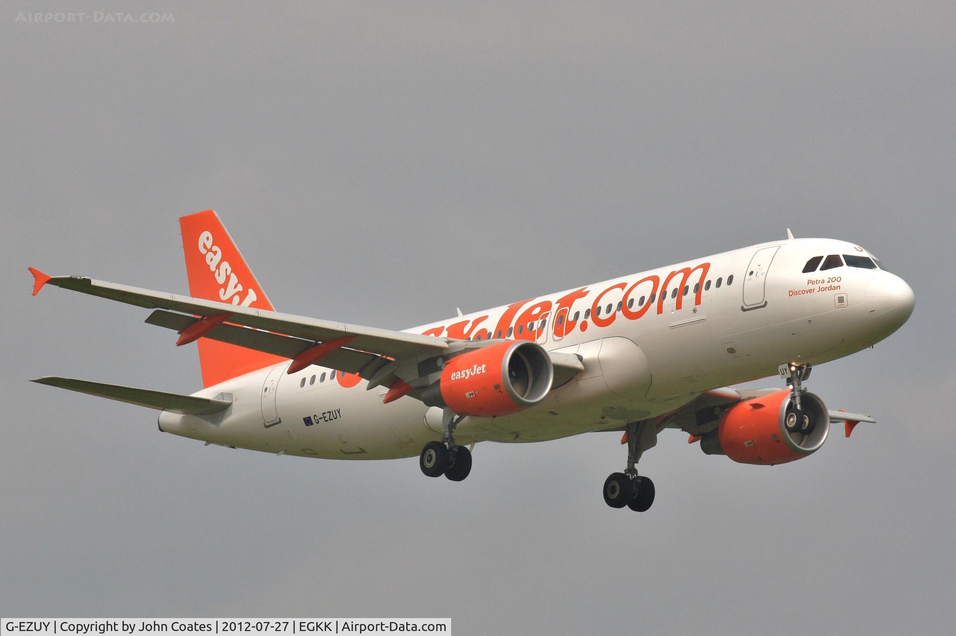 G-EZUY, 2012 Airbus A320-214 C/N 5146, Finals 08