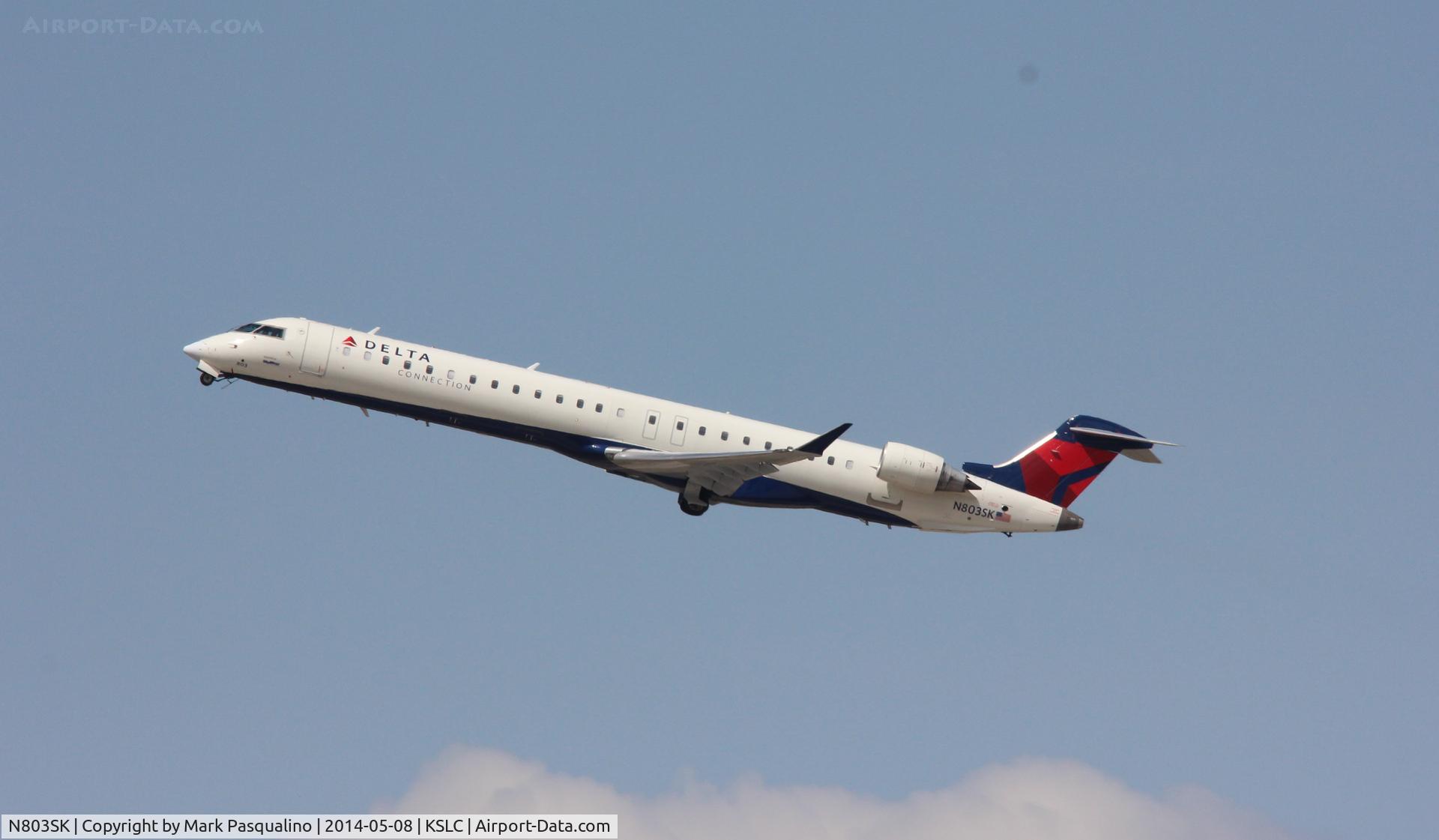 N803SK, 2006 Bombardier CRJ-900ER (CL-600-2D24) C/N 15062, CL600-2D24