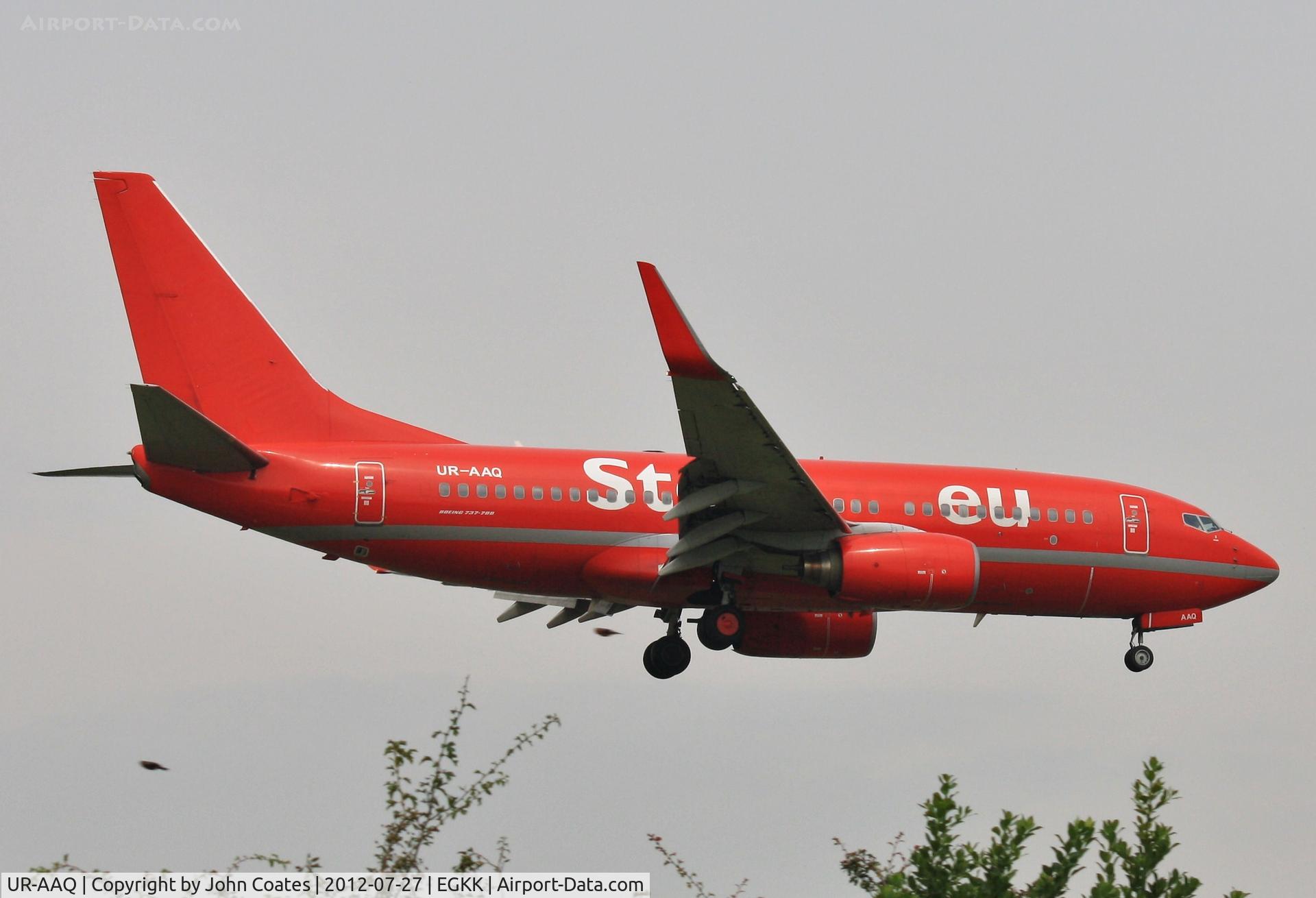 UR-AAQ, 2000 Boeing 737-7L9 C/N 28013, ex OY-MRH arriving 08