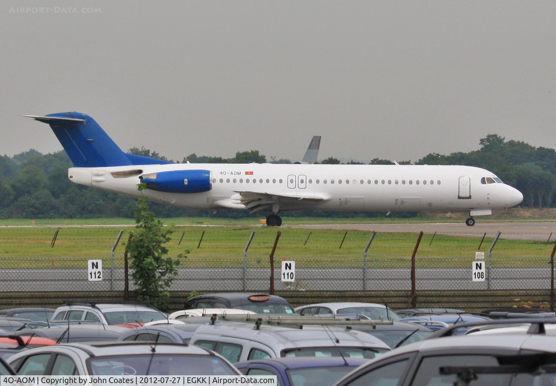 4O-AOM, 1990 Fokker 100 (F-28-0100) C/N 11321, Departing 08