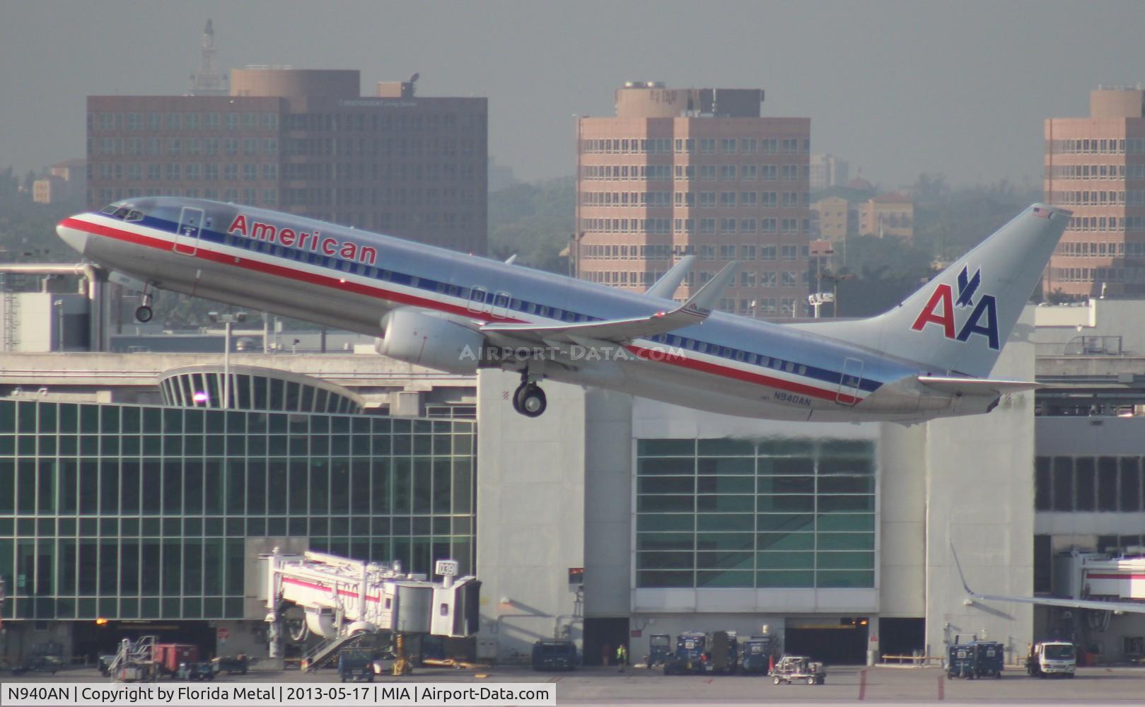 N940AN, 2000 Boeing 737-823 C/N 30598, American 737-800