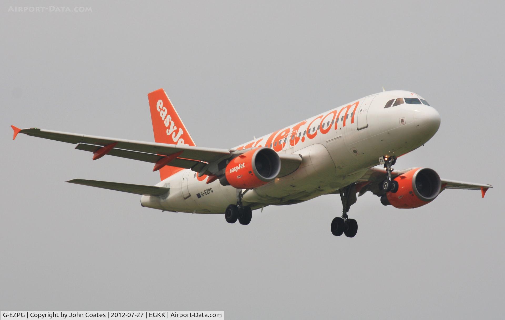 G-EZPG, 2005 Airbus A319-111 C/N 2385, Approach 08