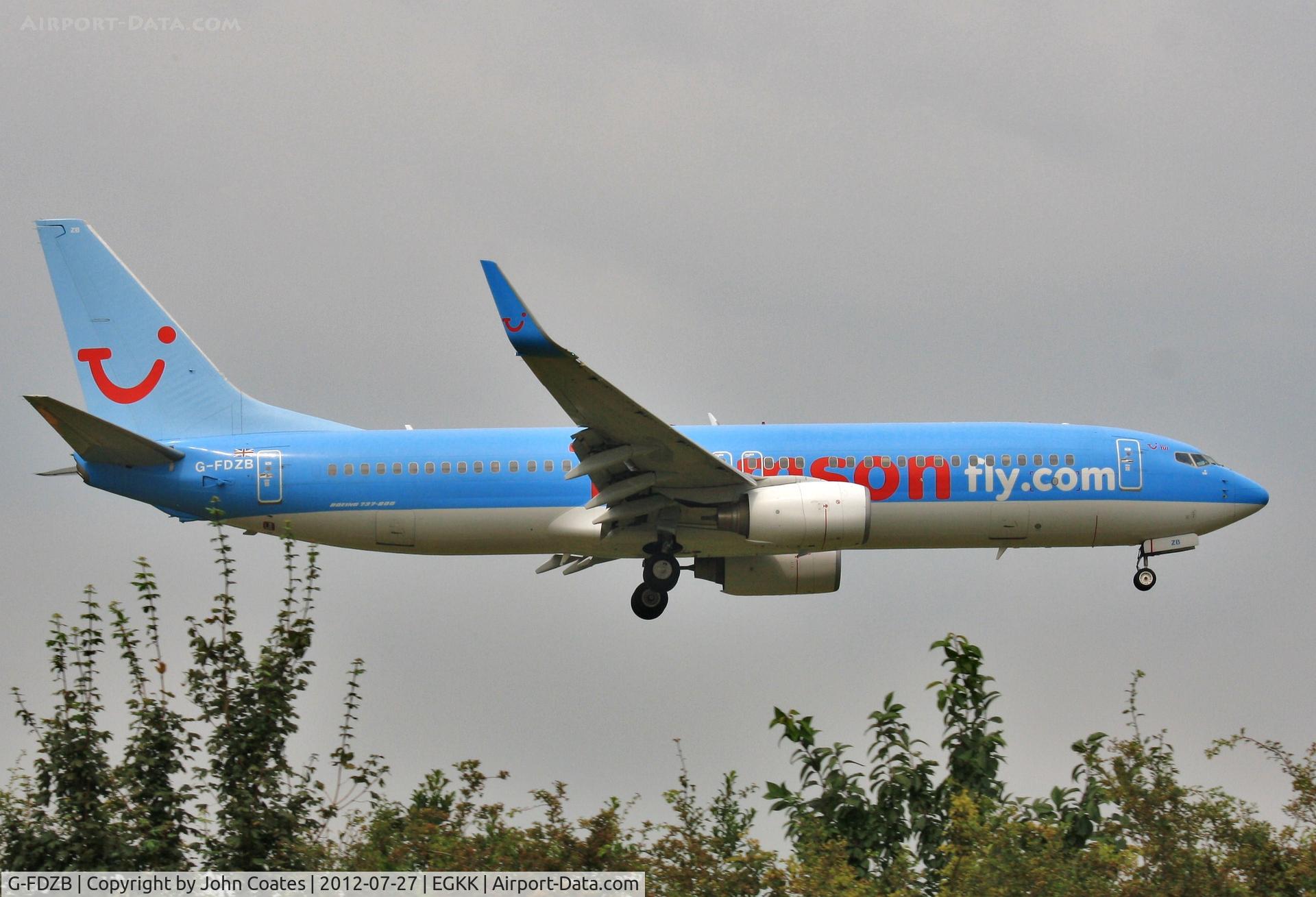 G-FDZB, 2007 Boeing 737-8K5 C/N 35131, Arriving 08