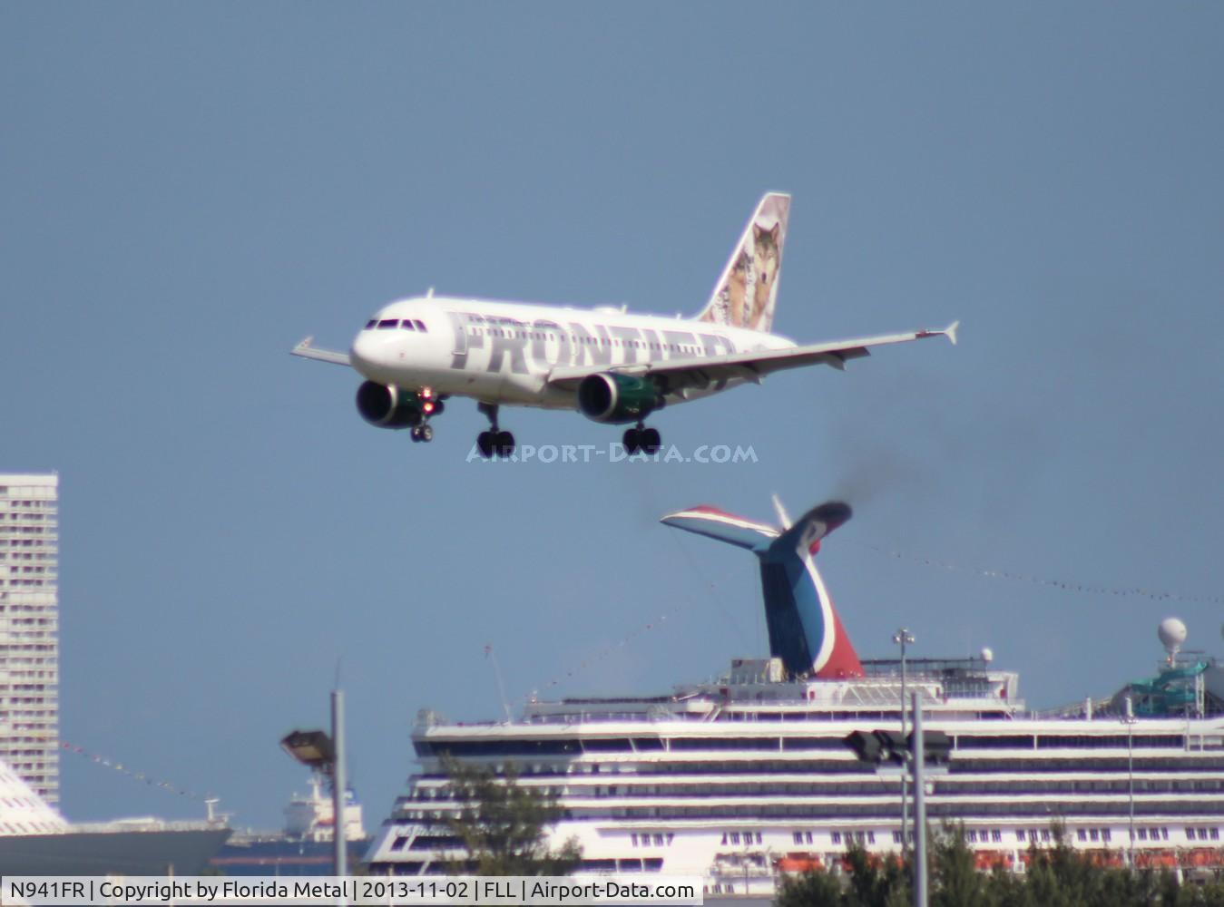 N941FR, 2005 Airbus A319-112 C/N 2483, Frontier Lobo the Gray Wolf