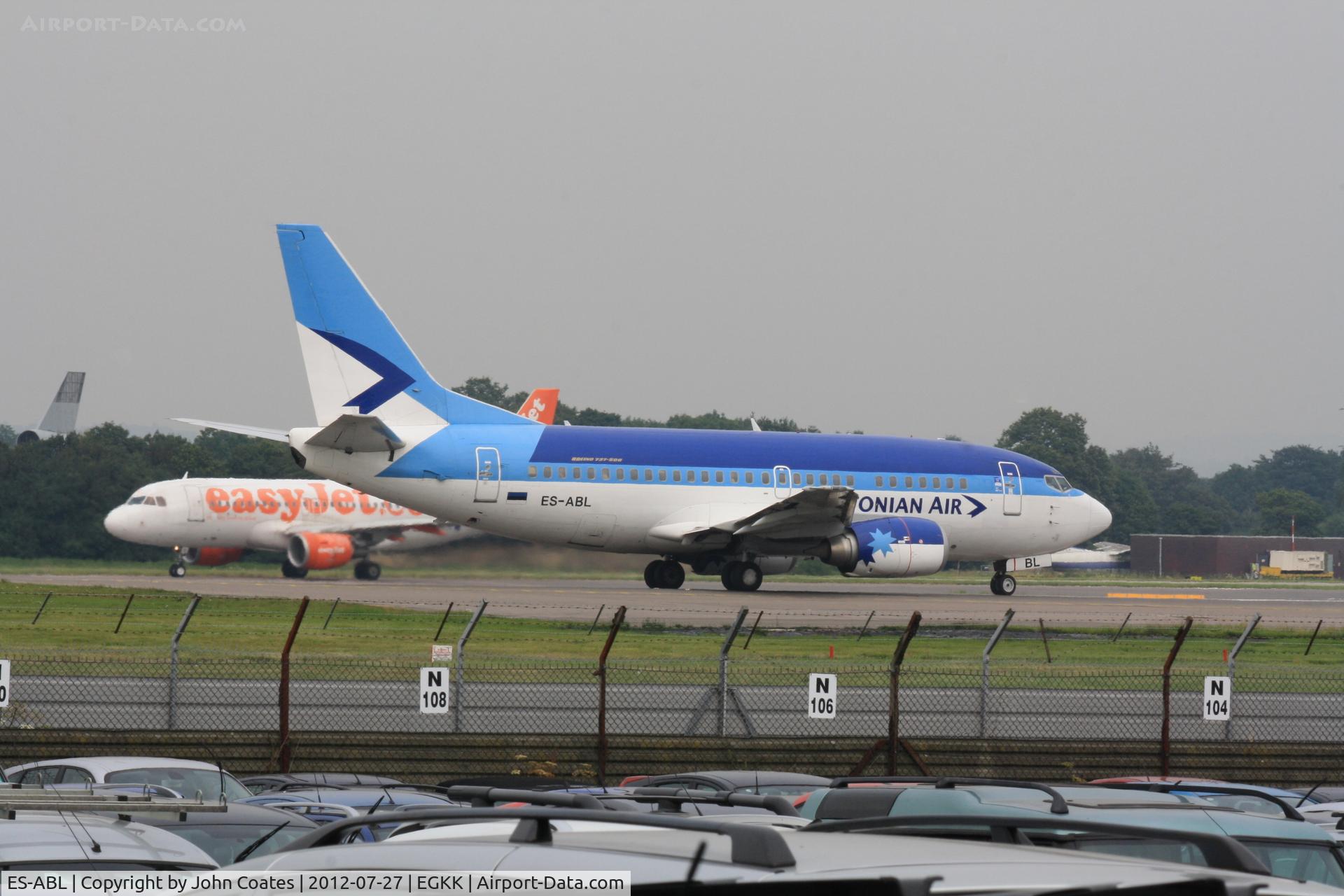 ES-ABL, 1998 Boeing 737-5L9 C/N 28997, Departing 08