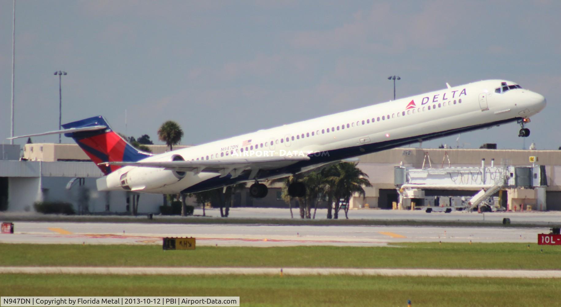 N947DN, 1996 McDonnell Douglas MD-90-30 C/N 53355, Delta MD-90