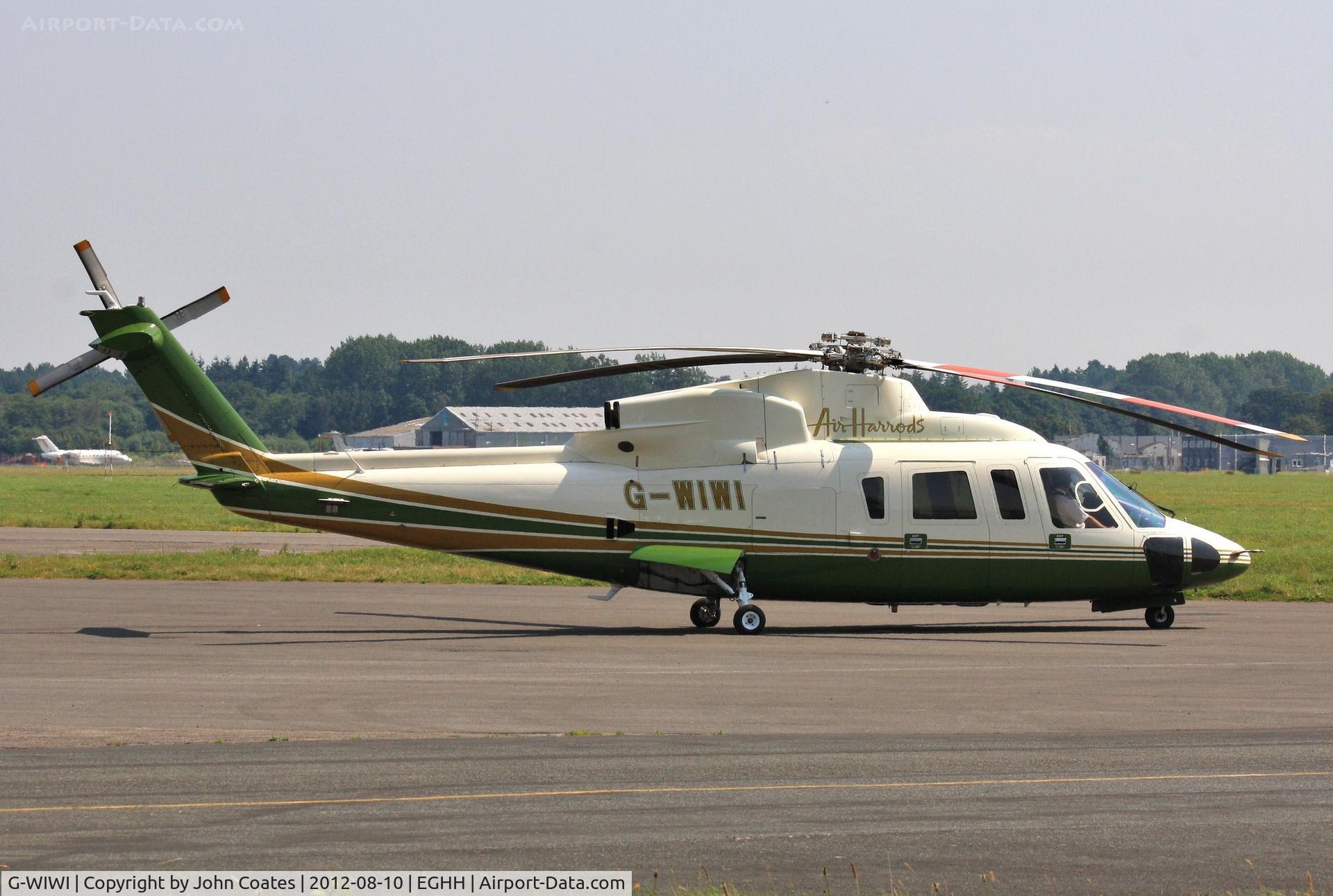 G-WIWI, 2007 Sikorsky S-76C C/N 760684, At Sigs