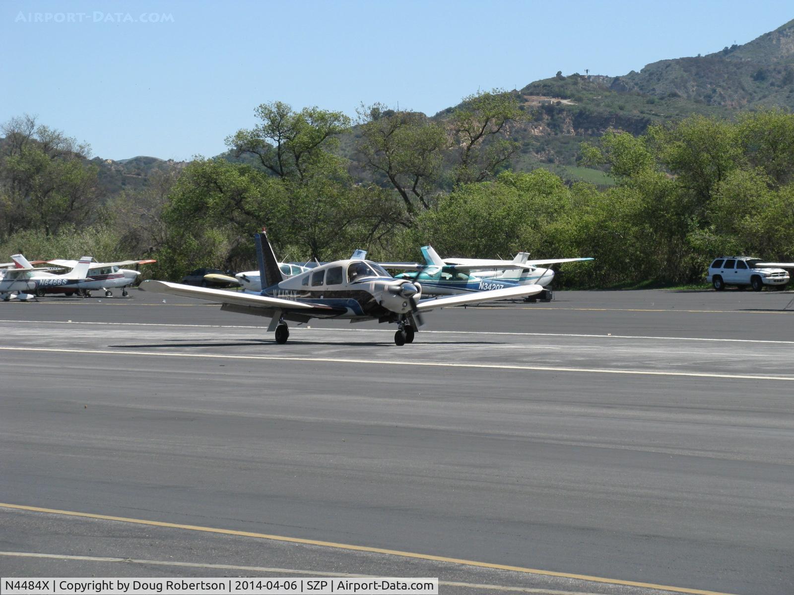 N4484X, 1975 Piper PA-28R-200 Cherokee Arrow II C/N 28R-7635056, 1975 Piper PA-28R-200B ARROW II, Lycoming IO-360-C1C 200 Hp, landing roll Rwy 22