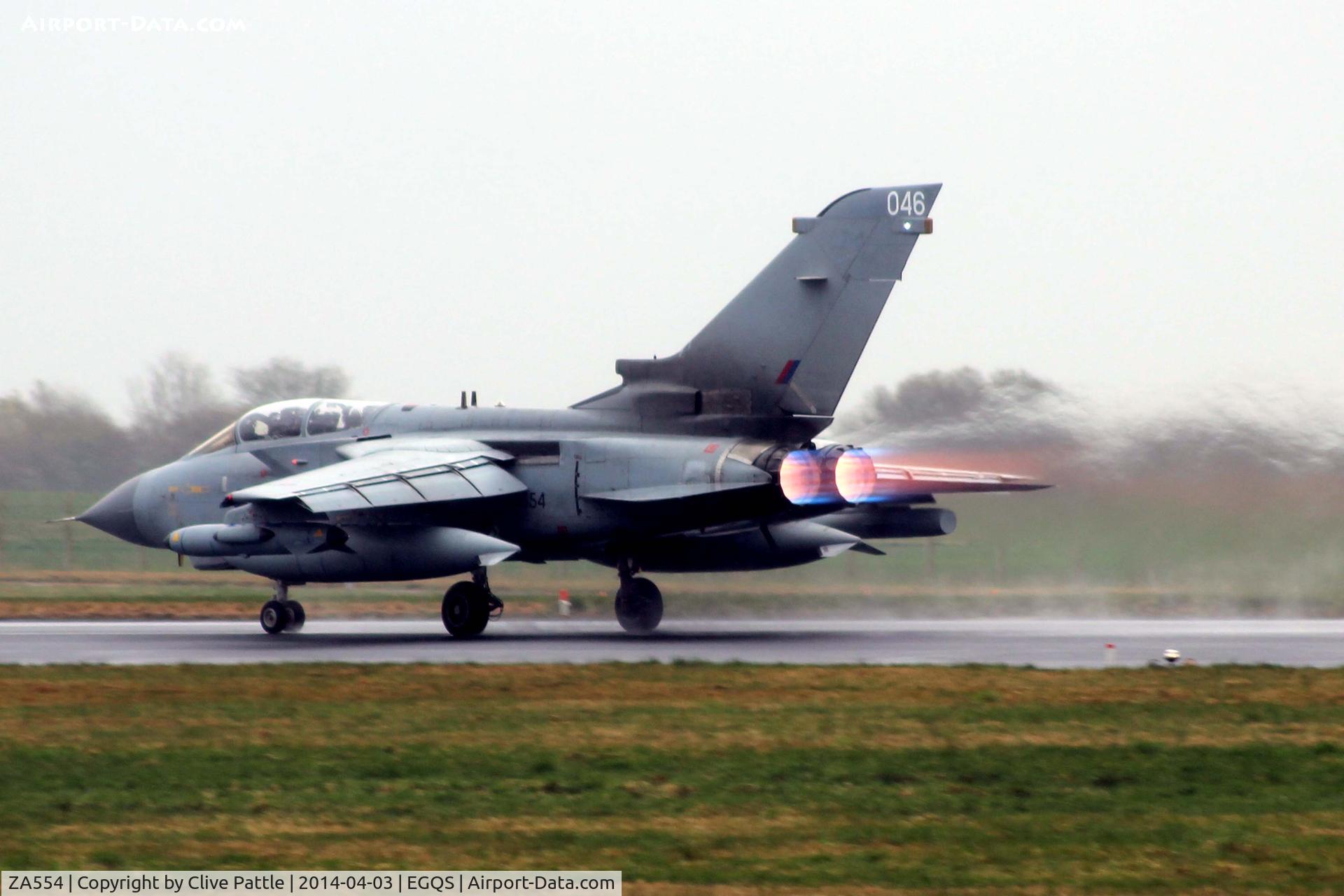 ZA554, 1981 Panavia Tornado GR.4 C/N 071/BS019/3038, In action at RAF Lossiemouth EGQS whilst coded '046' - taken during Exercise Joint Warrior 14-1
