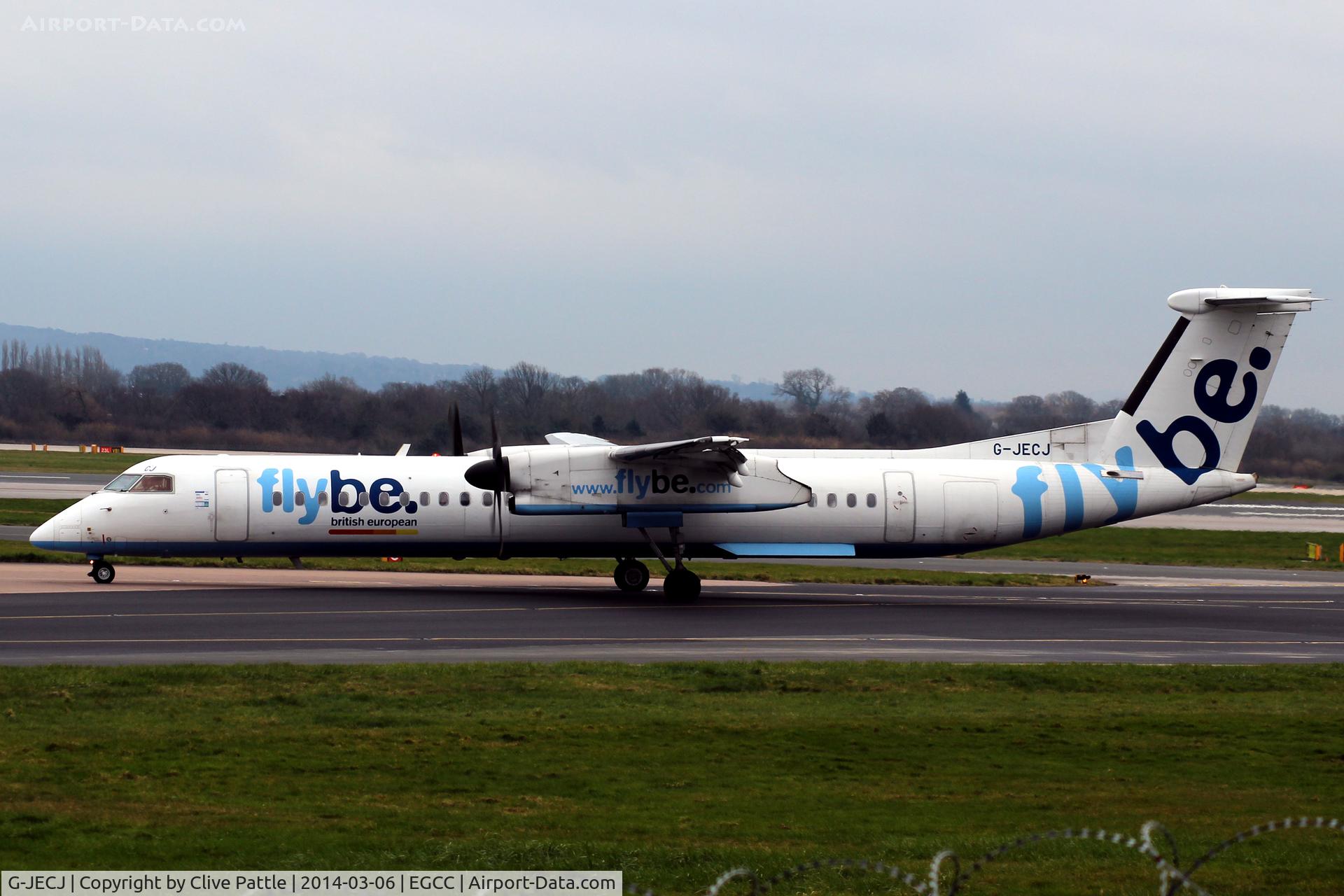 G-JECJ, 2005 De Havilland Canada DHC-8-402Q Dash 8 C/N 4110, EGCC landing