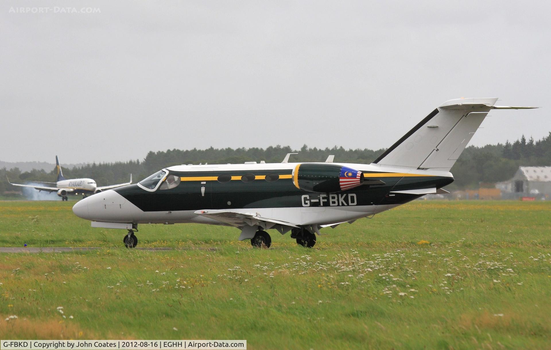 G-FBKD, 2010 Cessna 510 Citation Mustang Citation Mustang C/N 510-0346, Arriving