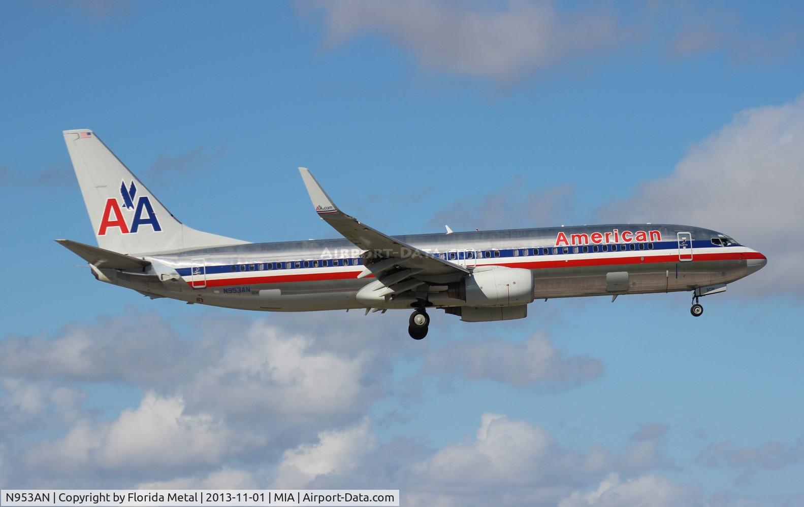 N953AN, 2001 Boeing 737-823 C/N 29539, American 737-800