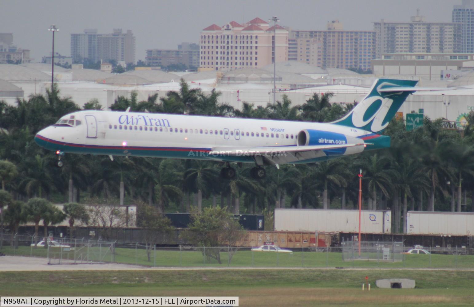 N958AT, 2001 Boeing 717-200 C/N 55020, Air Tran 717