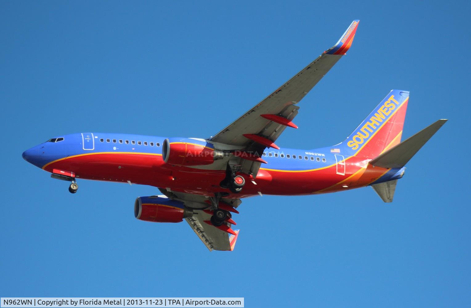 N962WN, 2011 Boeing 737-7H4 C/N 36963, Southwest 737-700