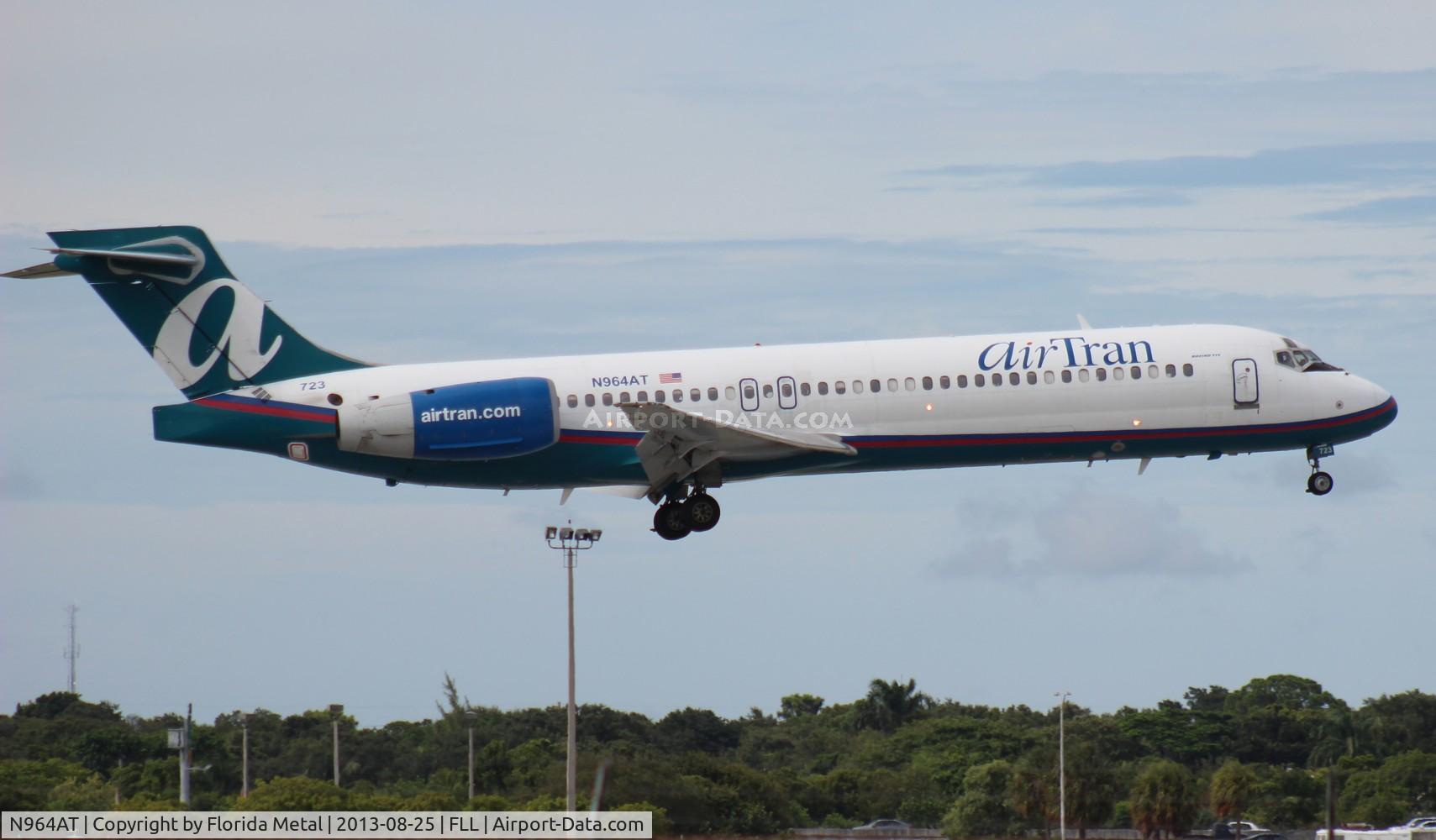 N964AT, 2001 Boeing 717-200 C/N 55025, Air Tran 717