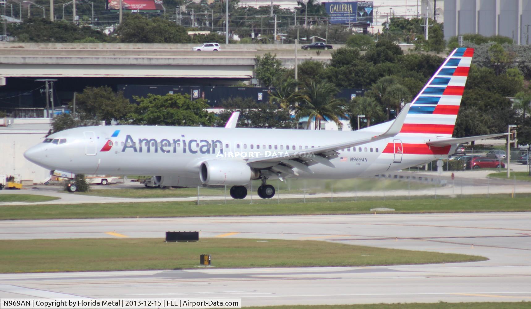 N969AN, 2001 Boeing 737-823 C/N 29546, American 737-800