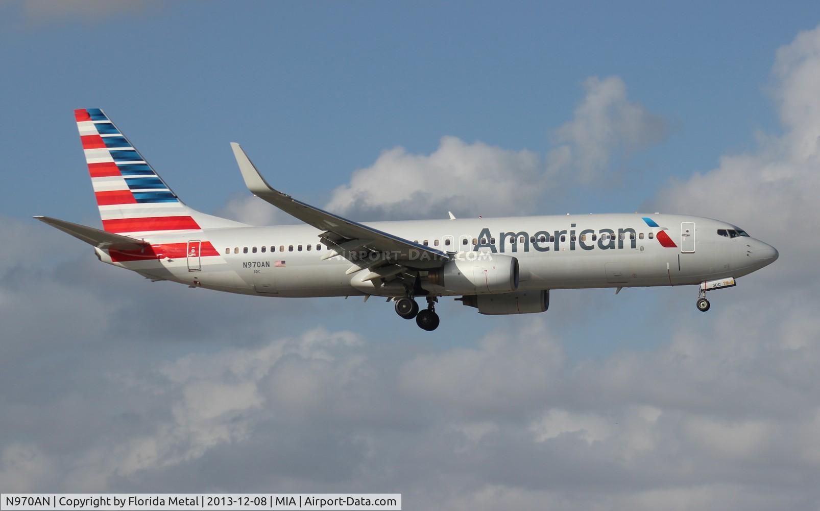 N970AN, 2001 Boeing 737-823 C/N 30096, American 737-800