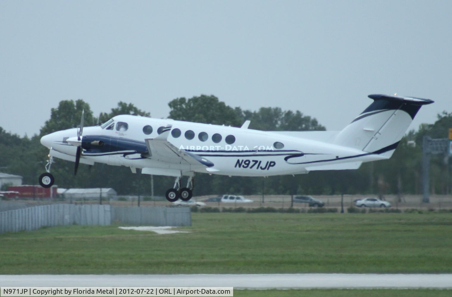 N971JP, 2007 Hawker Beechcraft 350 King Air (B300) C/N FL-565, King Air 350