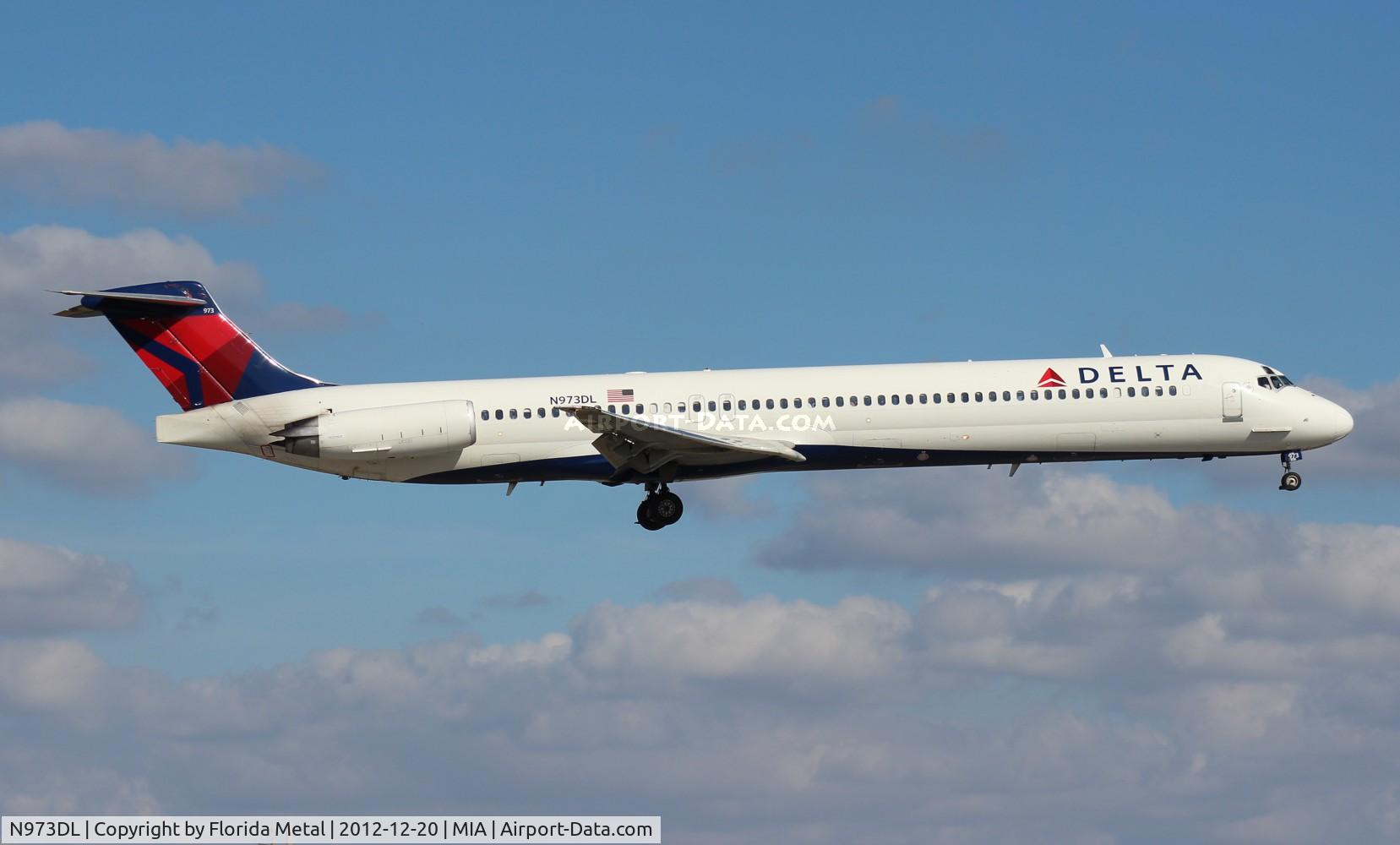 N973DL, 1991 McDonnell Douglas MD-88 C/N 53241, Delta MD-88