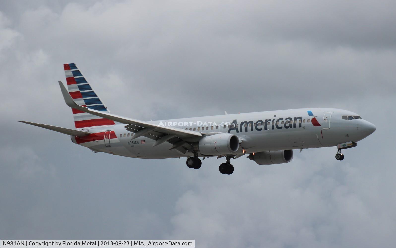 N981AN, 2009 Boeing 737-823 C/N 29569, American 737-800