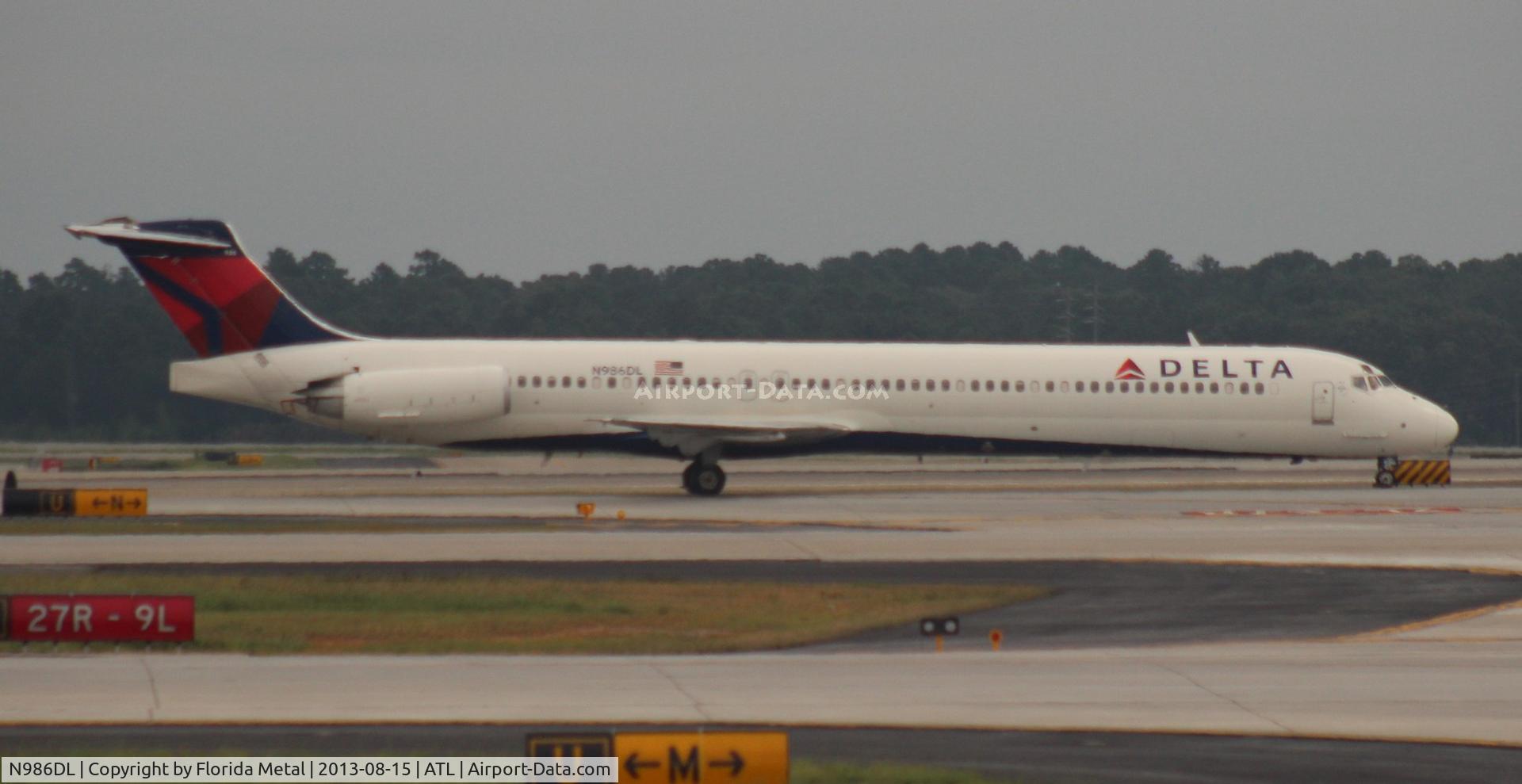 N986DL, 1991 McDonnell Douglas MD-88 C/N 53313, Delta MD-88