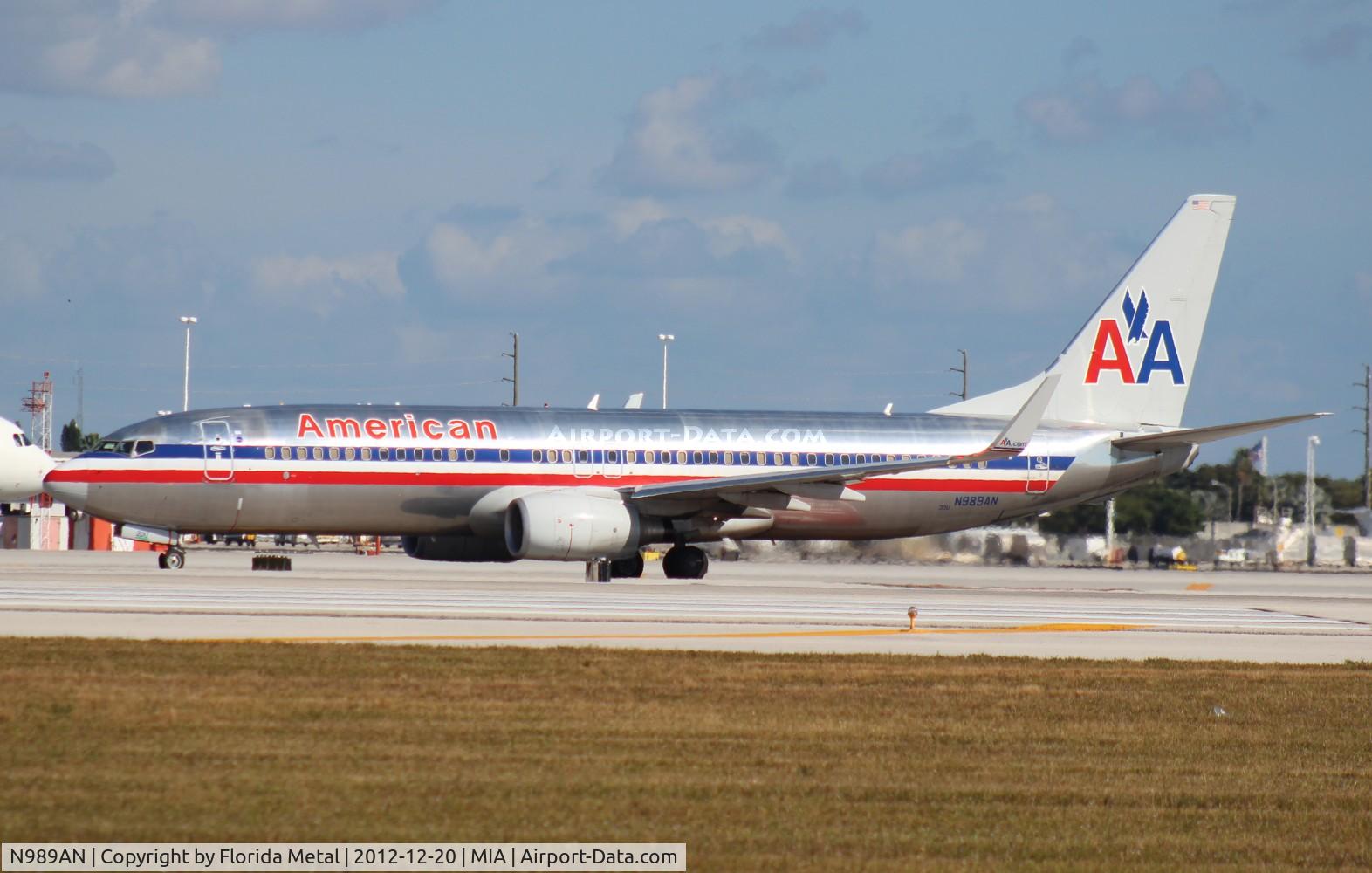 N989AN, 2009 Boeing 737-823 C/N 33205, American 737-800