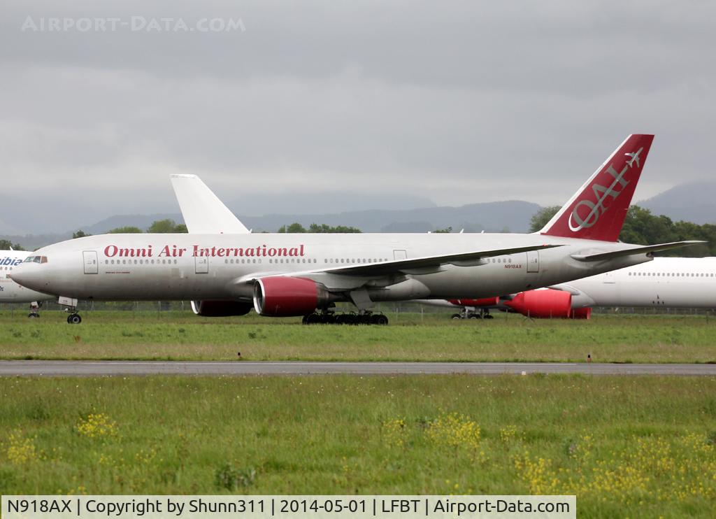 N918AX, 1997 Boeing 777-222 C/N 26935, Taxiing to the Airport after landing...