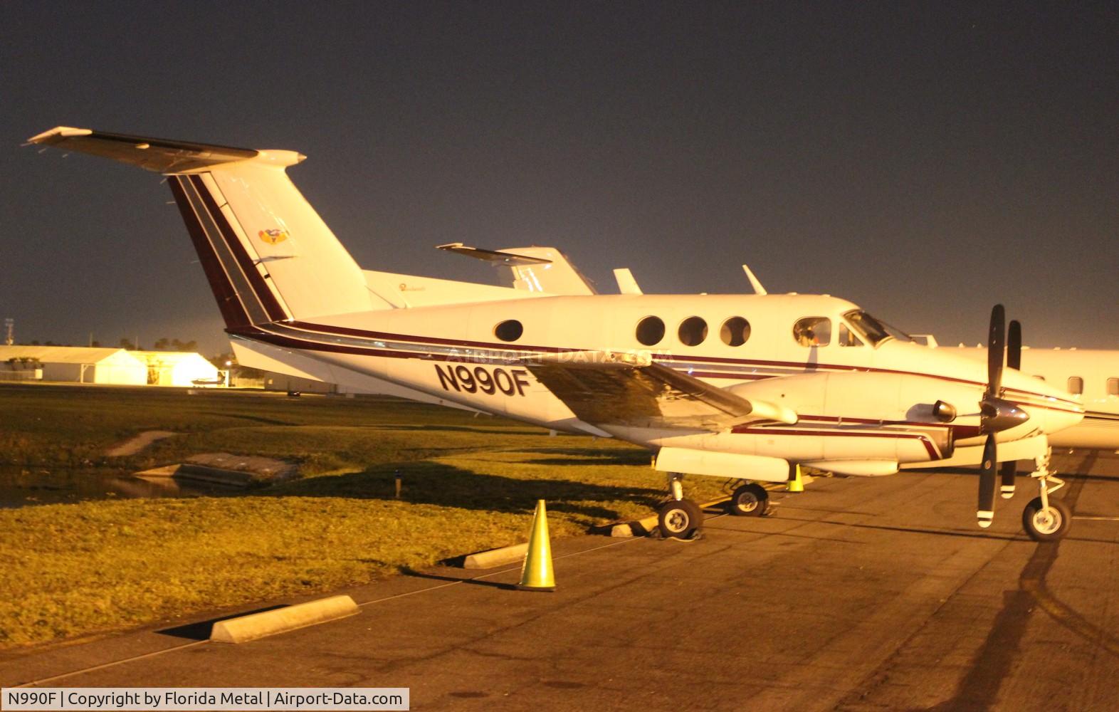 N990F, 1981 Beech F90 King Air C/N LA-164, Beech F90