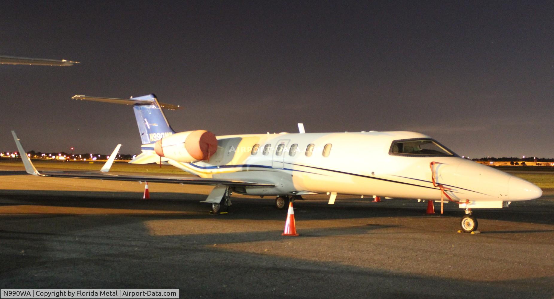 N990WA, Learjet 45 C/N 2122, Lear 40