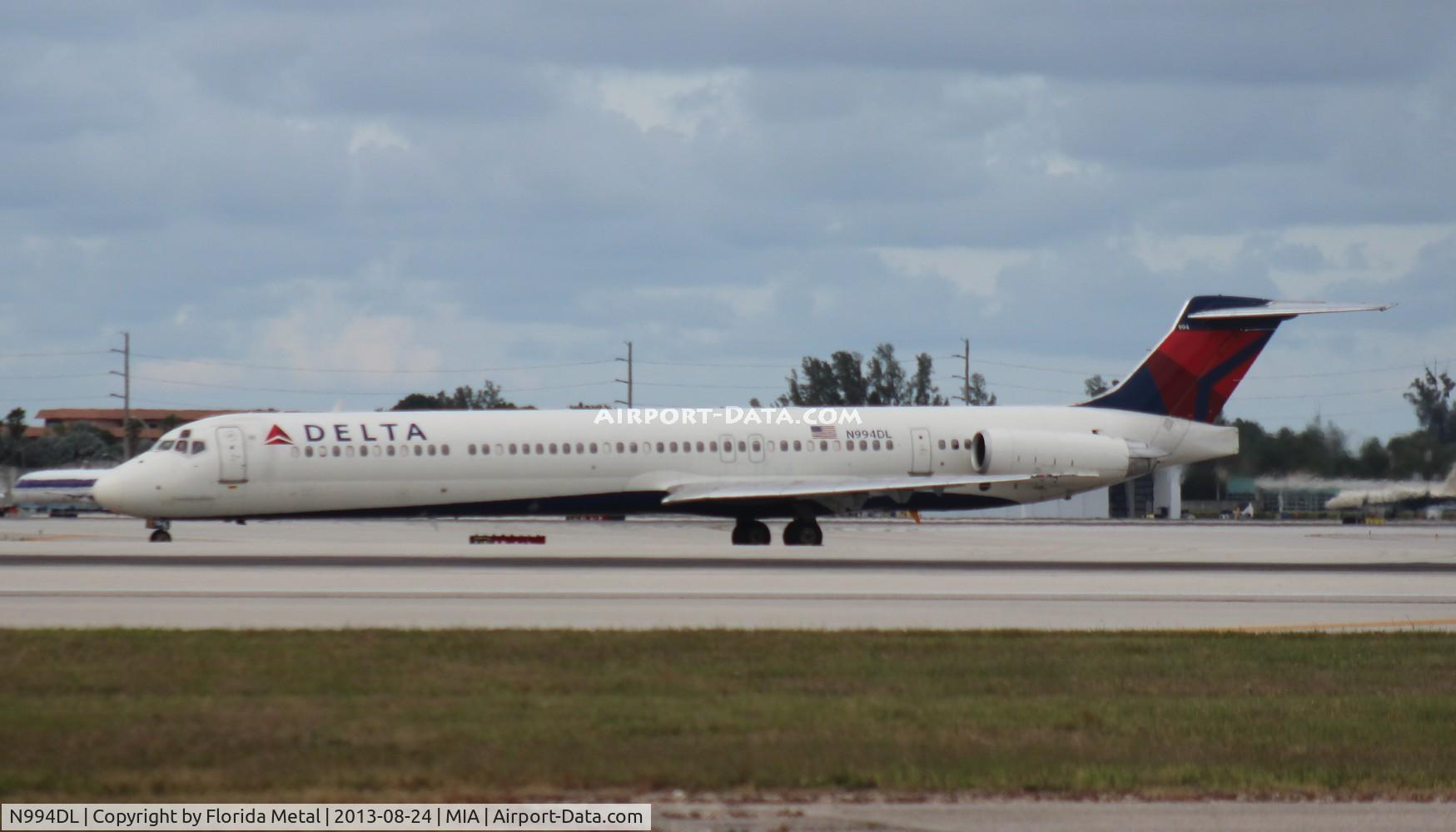 N994DL, 1991 McDonnell Douglas MD-88 C/N 53346, Delta MD-88