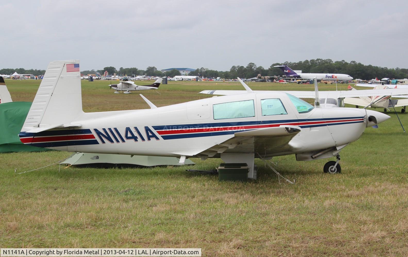 N1141A, 1981 Mooney M20J 201 C/N 24-1164, Mooney M20J