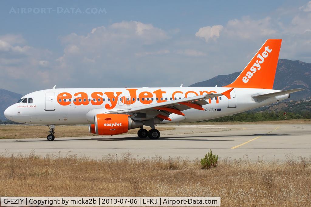 G-EZIY, 2005 Airbus A319-111 C/N 2636, Taxiing