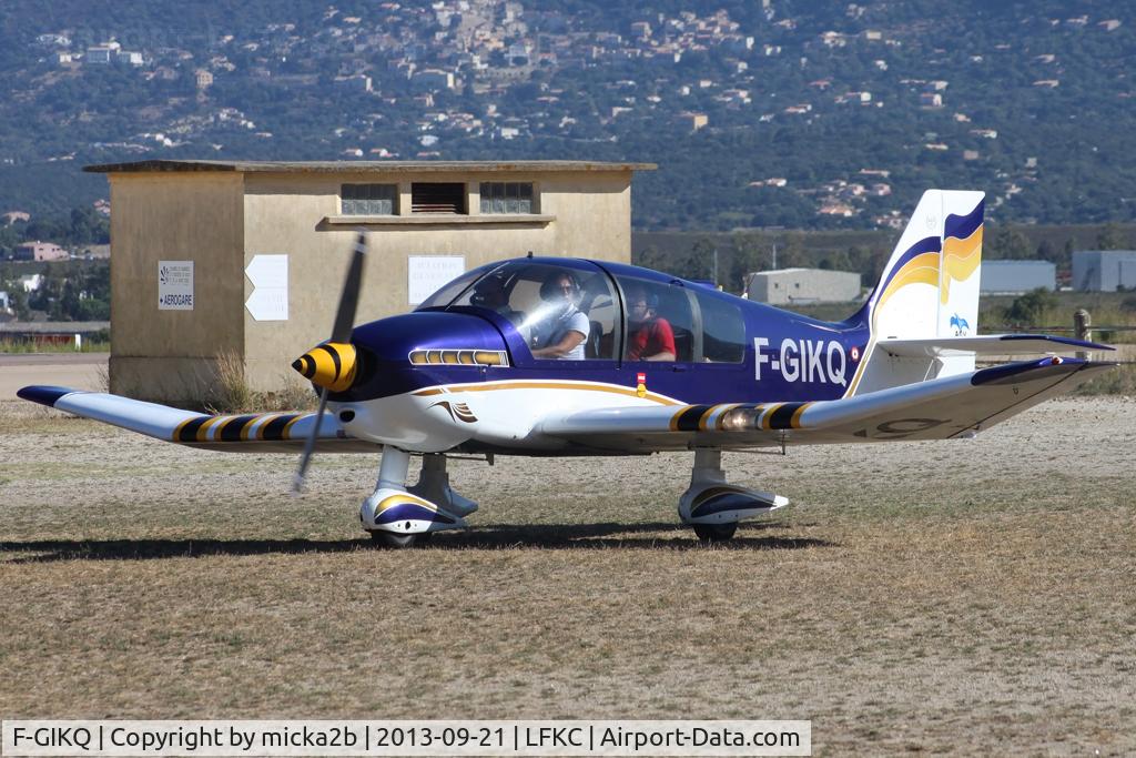 F-GIKQ, Robin DR-400-120 Dauphin C/N 1965, Taxiing