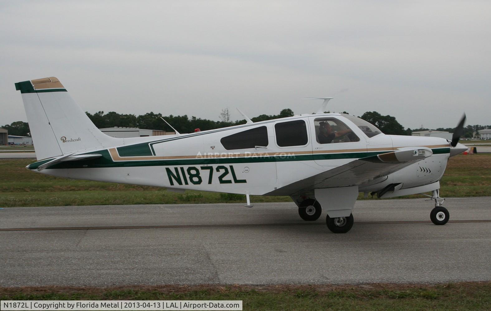 N1872L, 1976 Beech F33A Bonanza C/N CE-648, Beech F33A