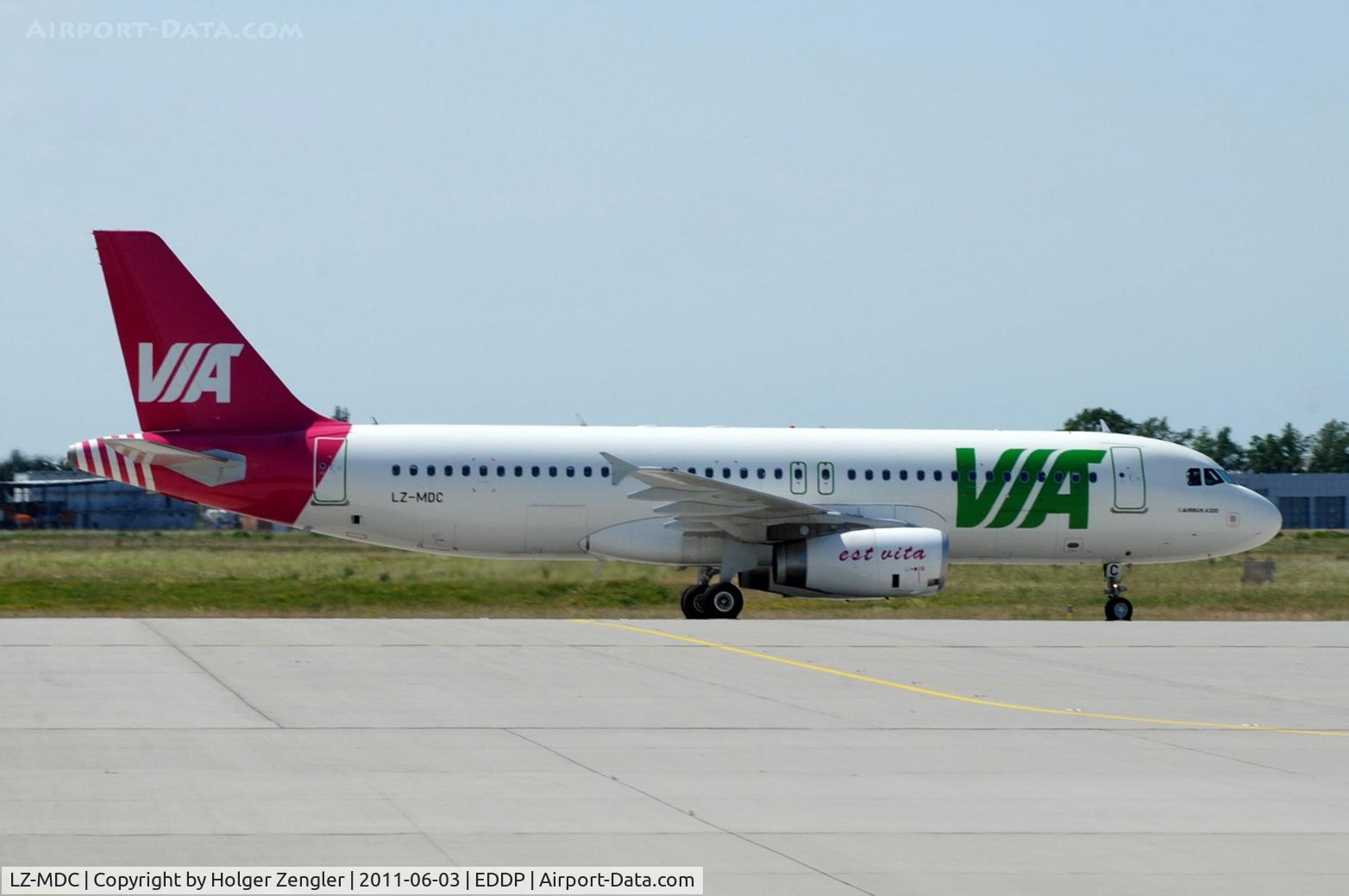 LZ-MDC, 2010 Airbus A320-232 C/N 4270, On taxi to stand 134....