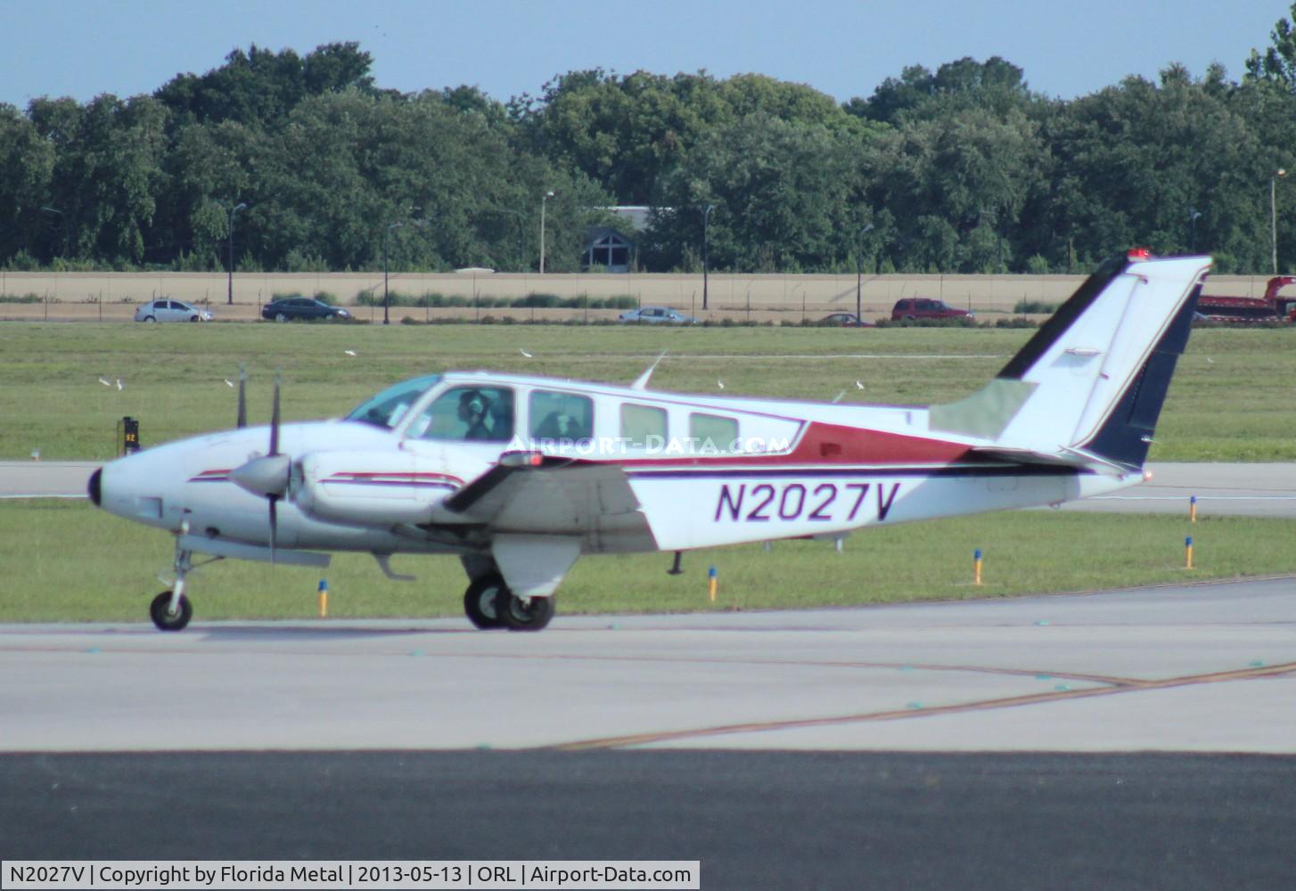 N2027V, 1978 Beech 58 Baron C/N TH-965, Beech 58