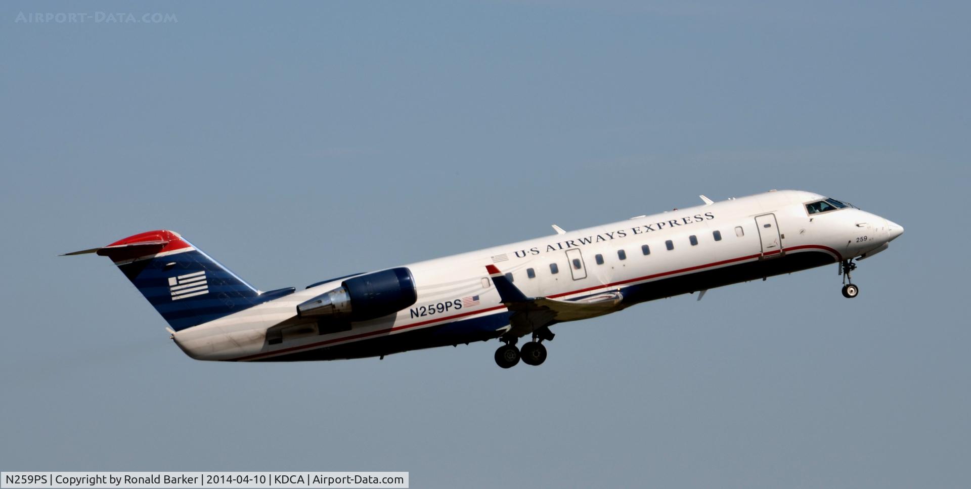 N259PS, 2004 Bombardier CRJ-200ER (CL-600-2B19) C/N 7945, Takeoff National