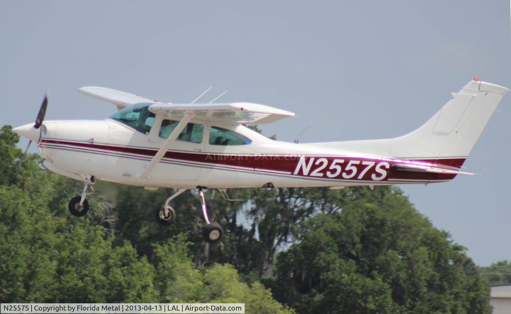 N2557S, Cessna TR182 Turbo Skylane RG C/N R18201349, Cessna TR182