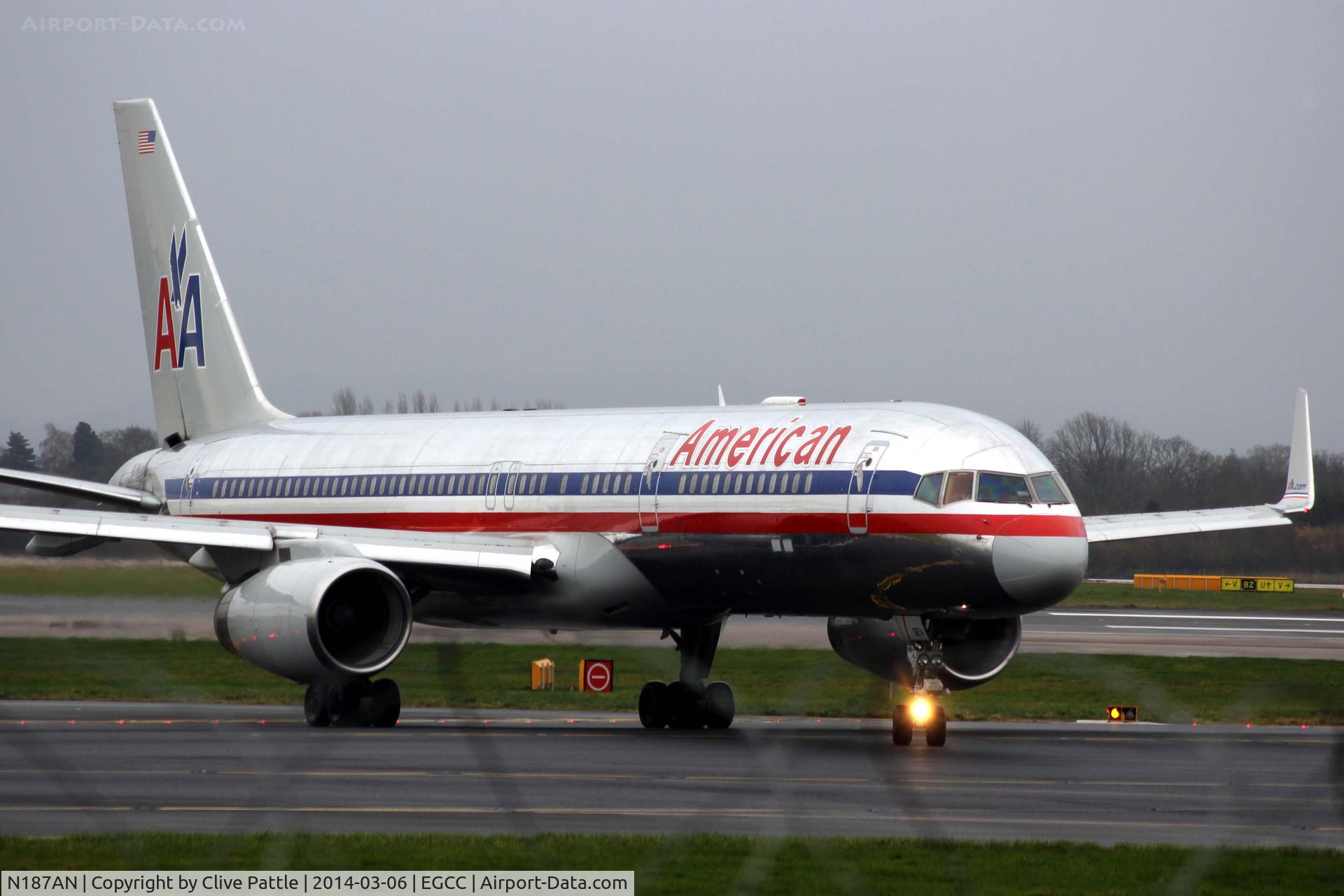 N187AN, 2001 Boeing 757-223 C/N 32381, EGCC arrival
