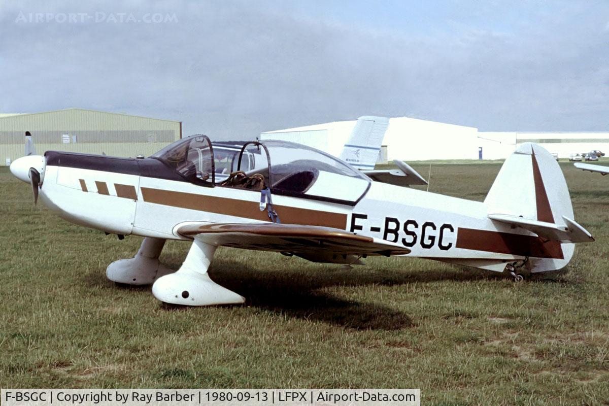 F-BSGC, Mudry CAP-10B C/N 04, Mudry CAP-10 [04] Chavenay-Villepreux~F 13/09/1980. Taken from a slide.