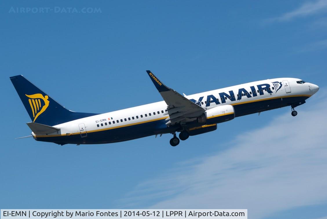 EI-EMN, 2010 Boeing 737-8AS C/N 38515, -