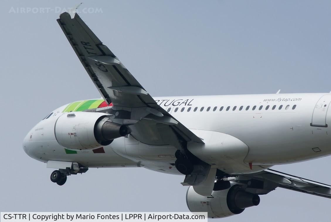 CS-TTR, 2002 Airbus A319-112 C/N 1756, -