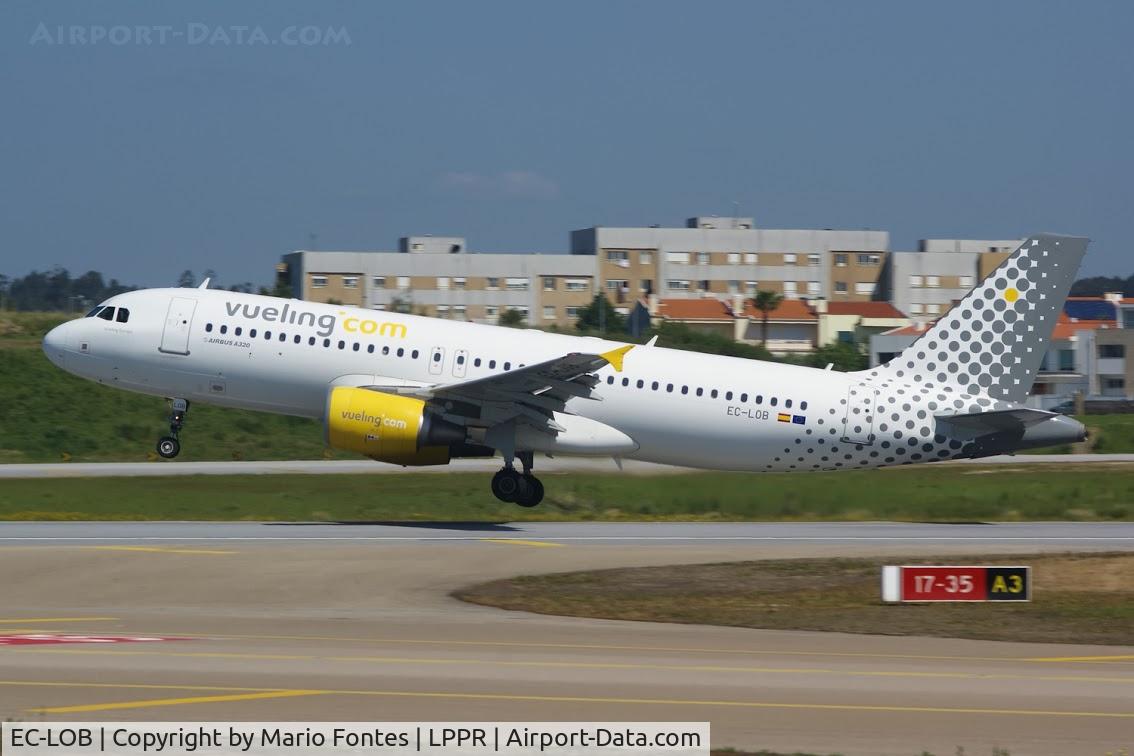 EC-LOB, 2011 Airbus A320-214 C/N 4849, -