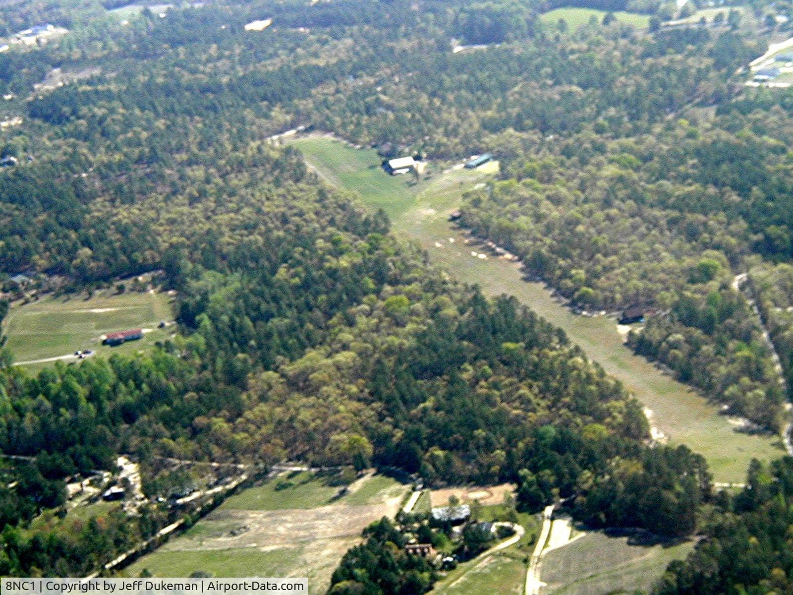 Dean Wings Past Airport (8NC1) - view from south end to land uphill
